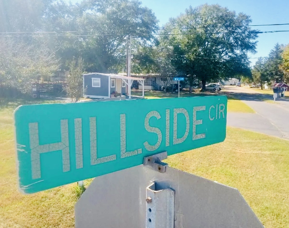 Hillside Circle street sign in Stonewall Louisiana
