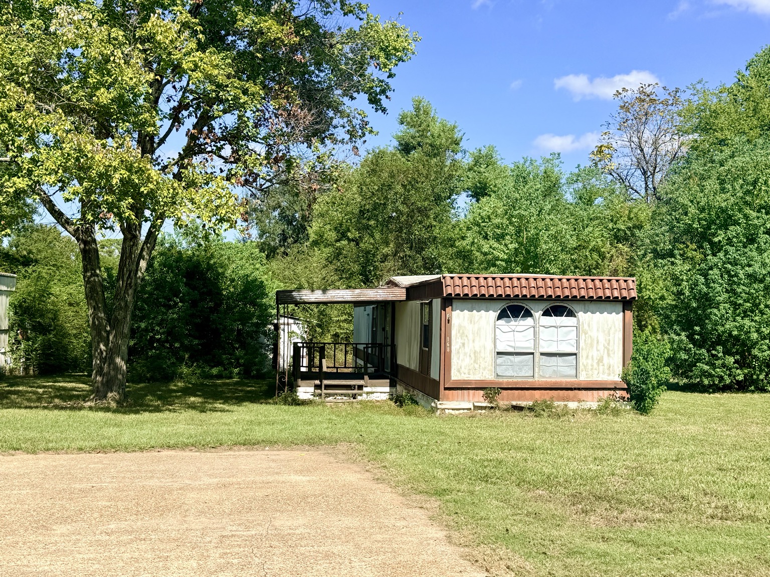 Two-bedroom rental home on Hillside Circle in Stonewall Louisiana